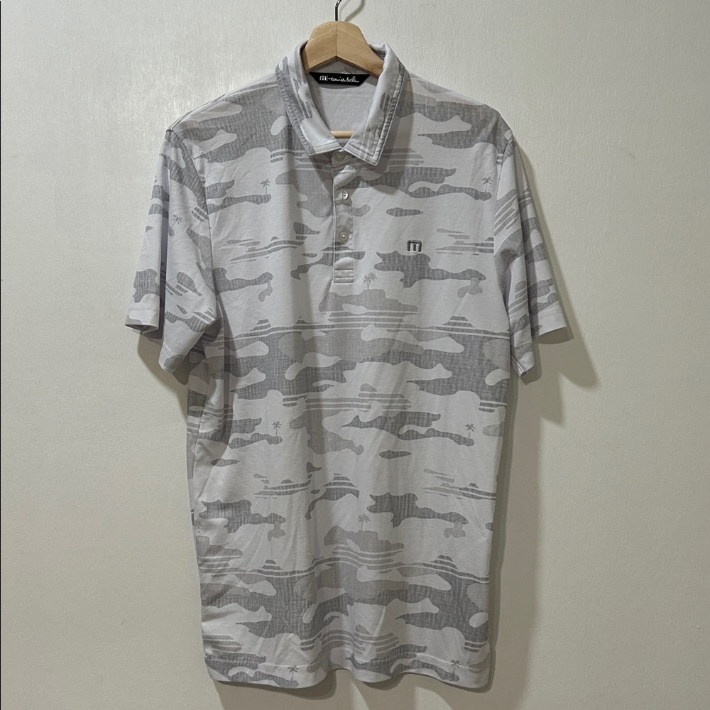 TRAVIS MATHEW MENS STEALTH POLO SHIRT GRAY WHITE CAMOUFLAGE PRINT Sz LG